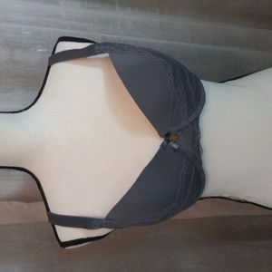 DAISEY FUENTAS, SIZE 38 DD, GREY BRA